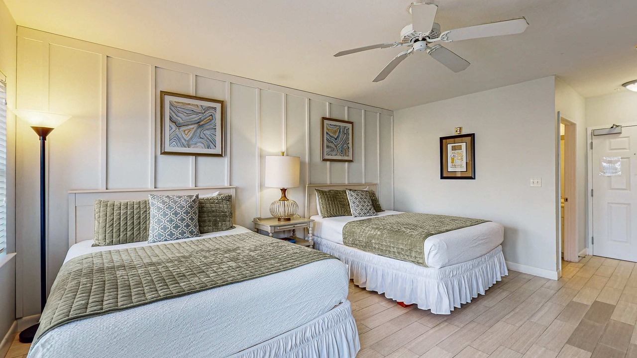 Photo of Bedroom in Gulf Place