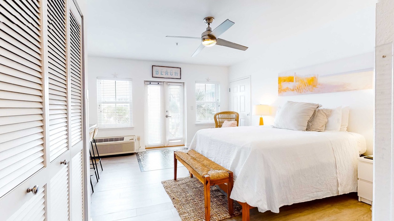 Photo of Bedroom in Gulf Place