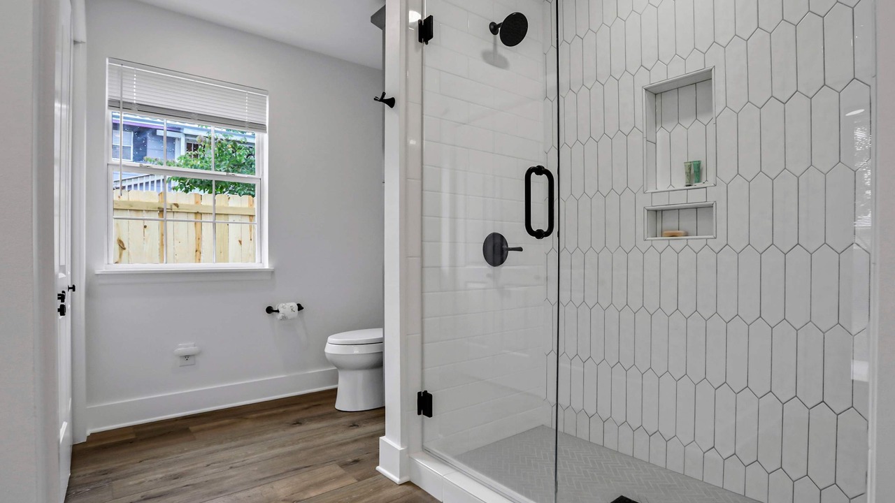 Photo of Bathroom in Gulfview Heights
