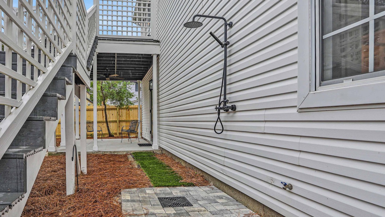 Photo of Outdoor in Gulfview Heights