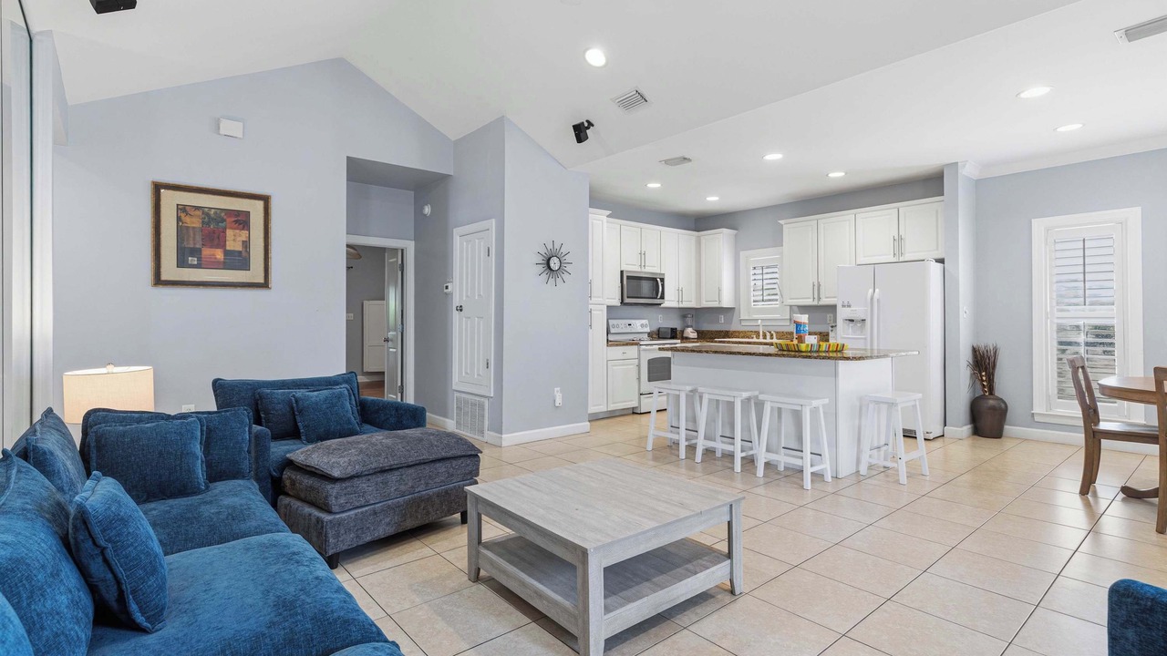 Photo of Livingroom in Emerald Waters Village