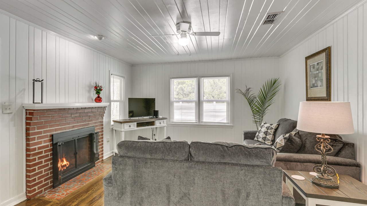 Photo of Livingroom in Thomasville