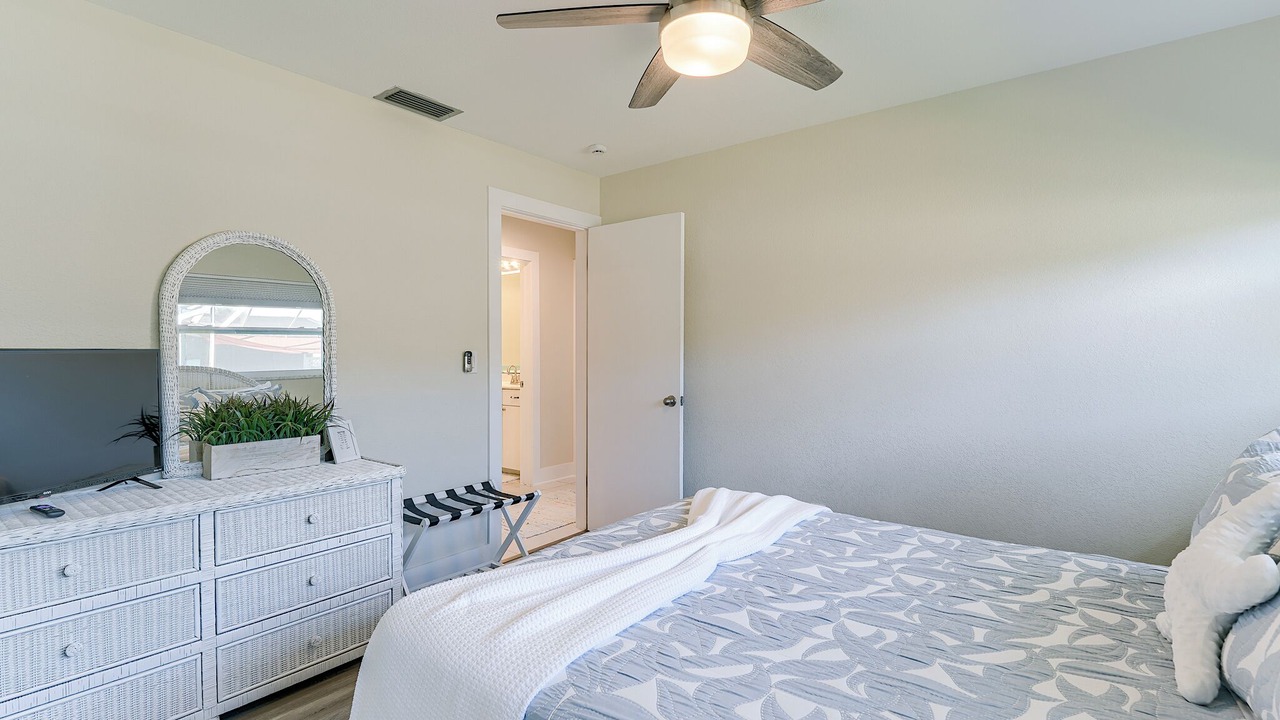 Photo of Bedroom in Caloosahatchee