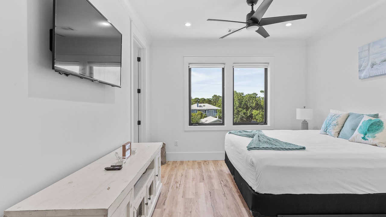 Photo of Bedroom in Gulfview Heights