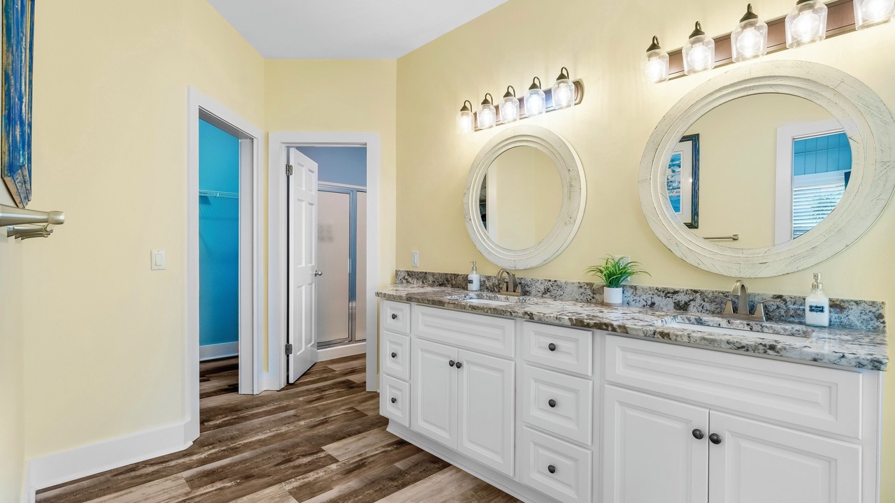 Photo of Bathroom in Crystal Beach