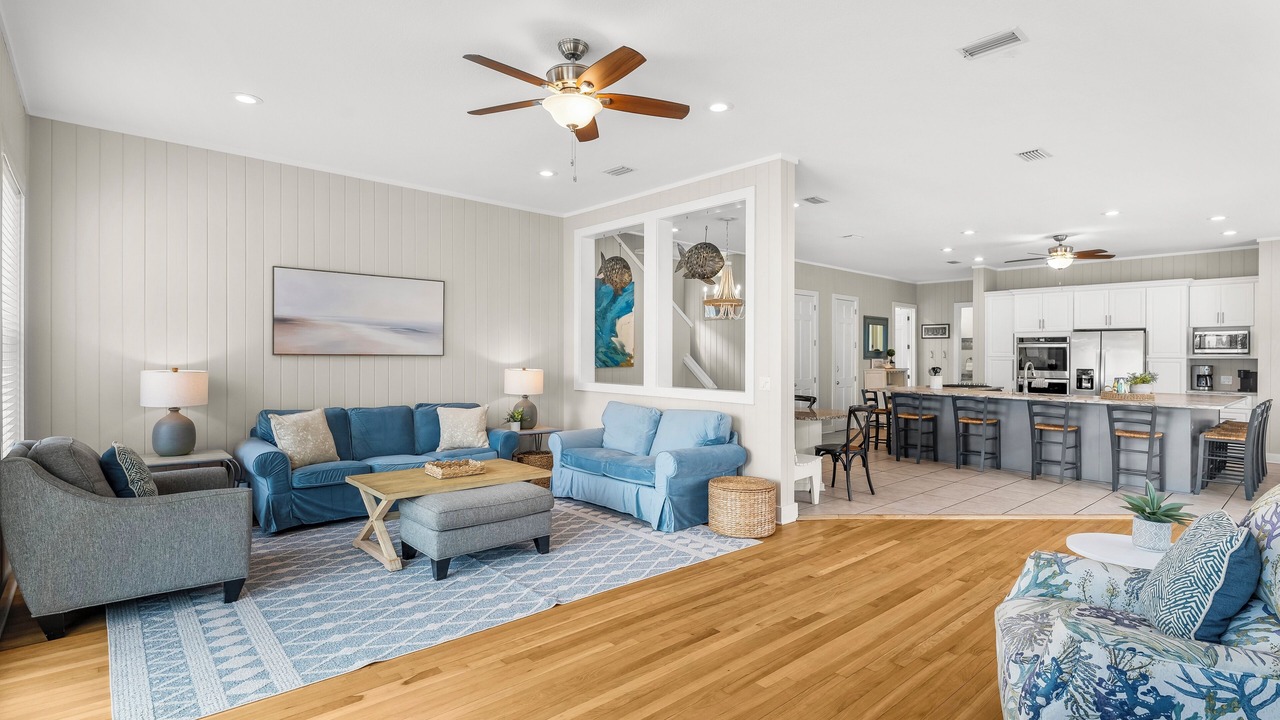 Photo of Bedroom in Crystal Beach