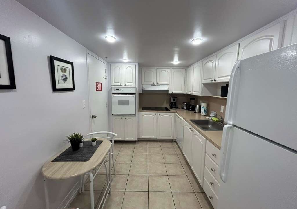 Photo of Kitchen in Hollywood South Central Beach
