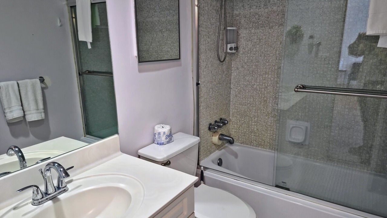 Photo of Bathroom in Hollywood South Central Beach