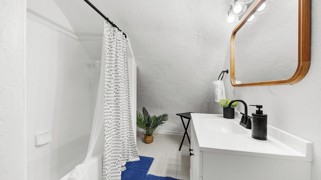 Photo of Bathroom in Gainesville