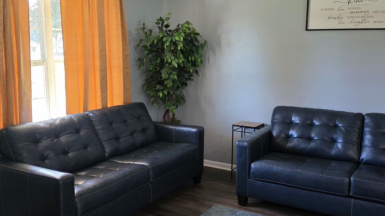 Photo of Livingroom in Perry