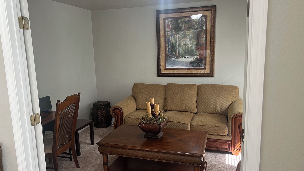 Photo of Livingroom in DeLand