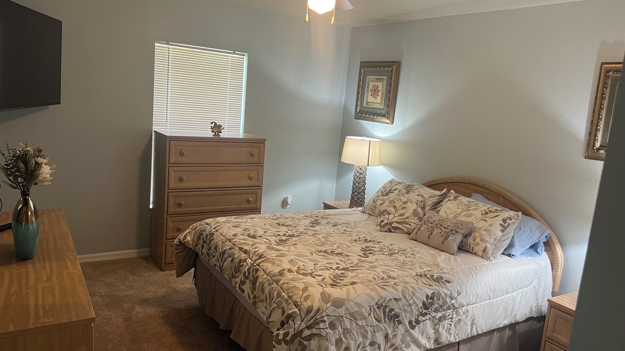 Photo of Bedroom in DeLand