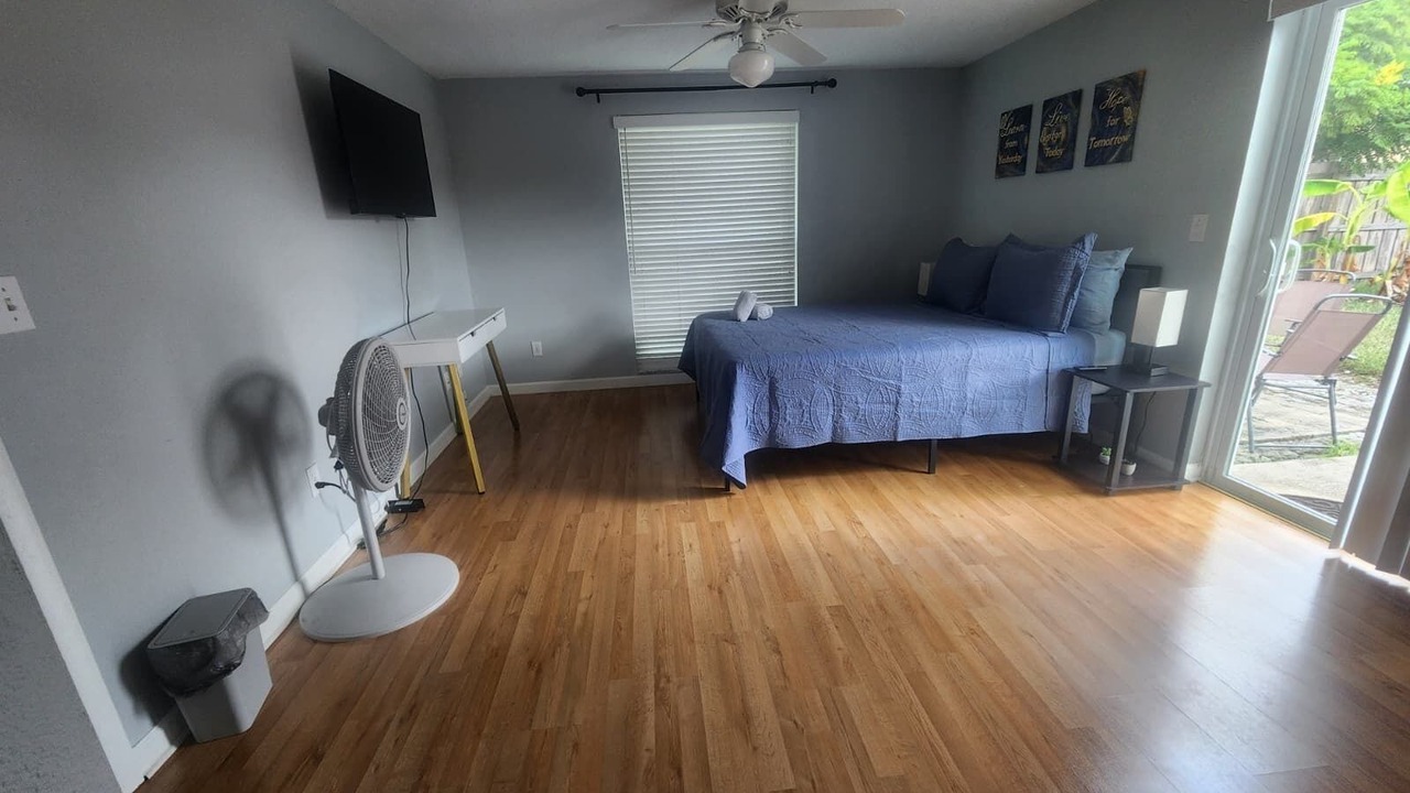 Photo of Bedroom in Timberlane Woodlake