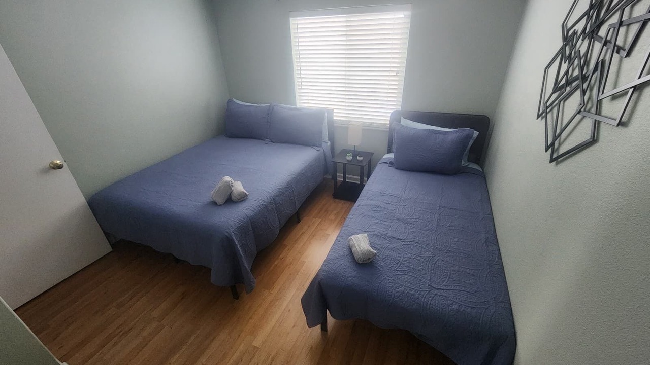 Photo of Bedroom in Timberlane Woodlake