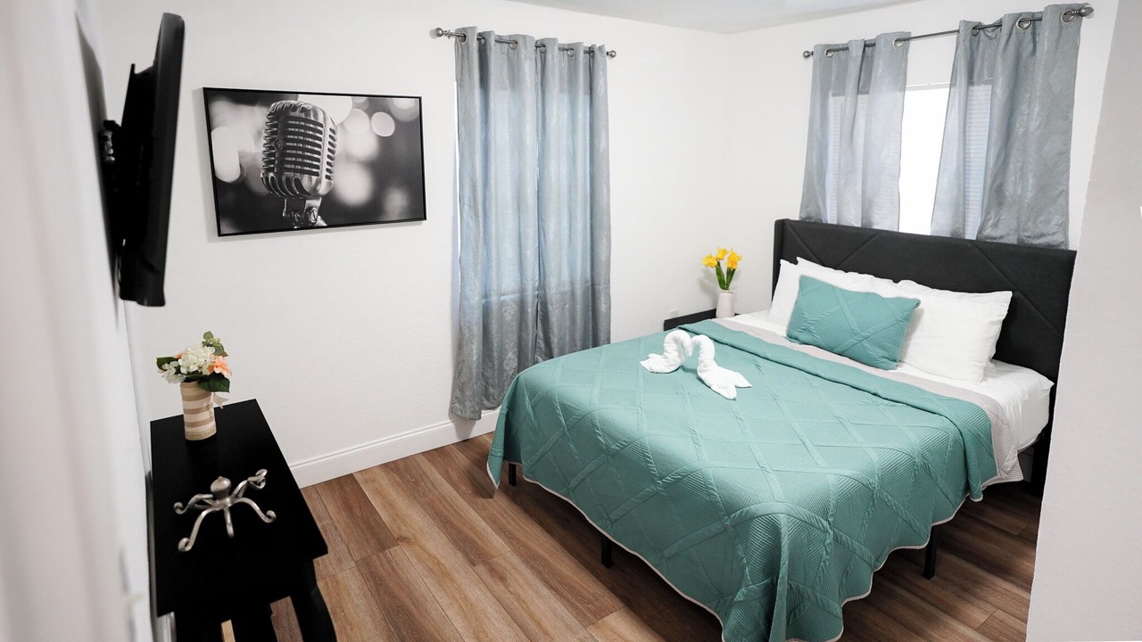 Photo of Bedroom in East Tampa