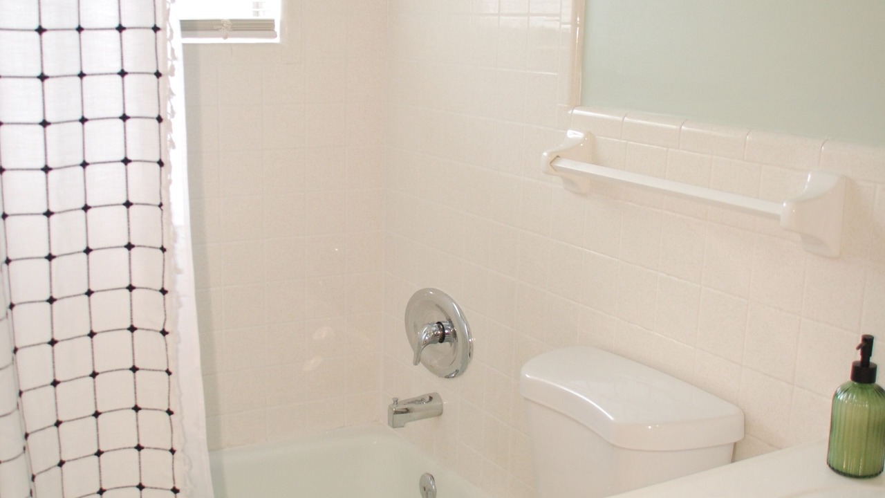 Photo of Bathroom in College Park