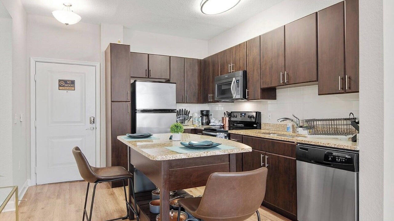 Photo of Kitchen in Carver City - Lincoln Gardens