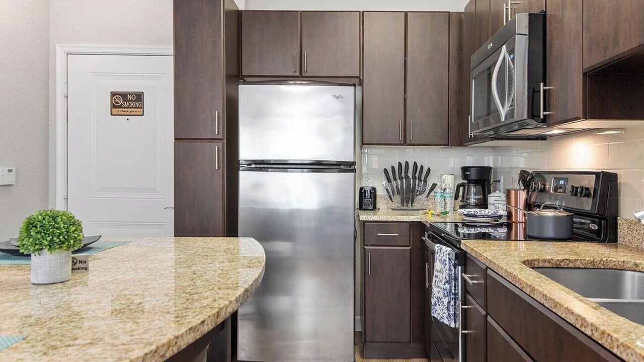 Photo of Kitchen in Carver City - Lincoln Gardens