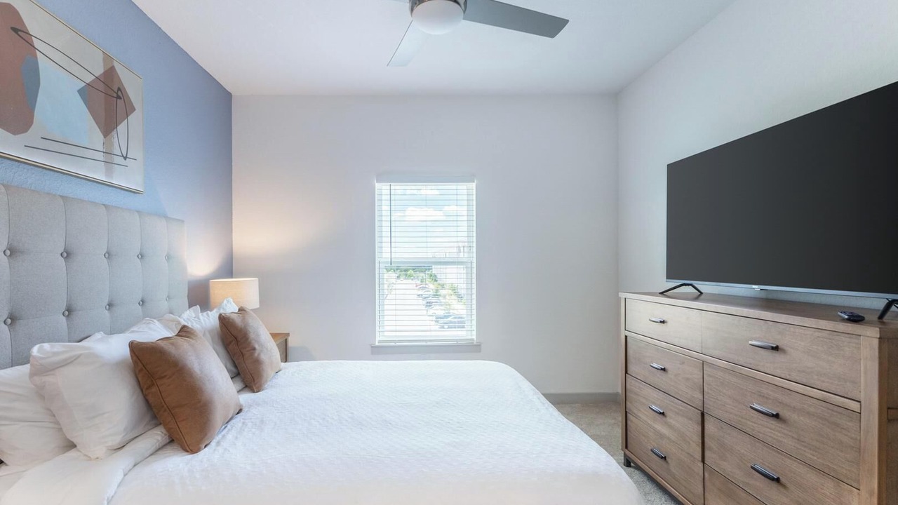 Photo of Bedroom in Candler