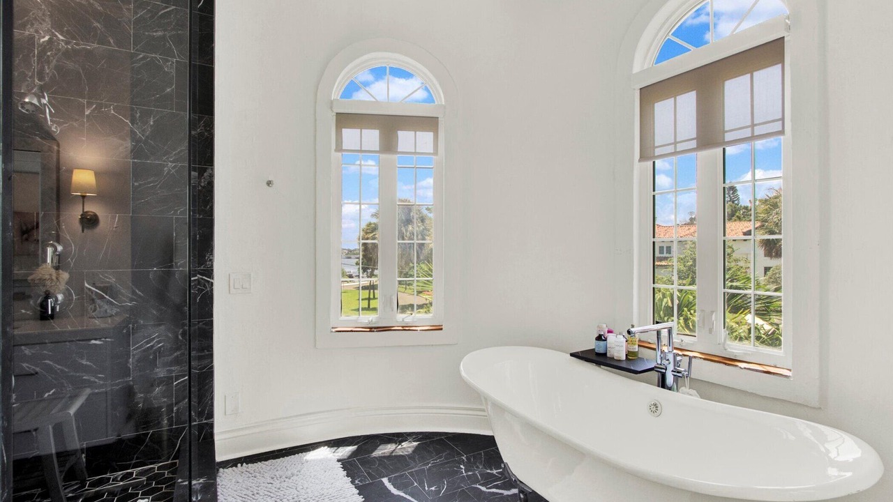 Photo of Bathroom in Historic Old Northeast