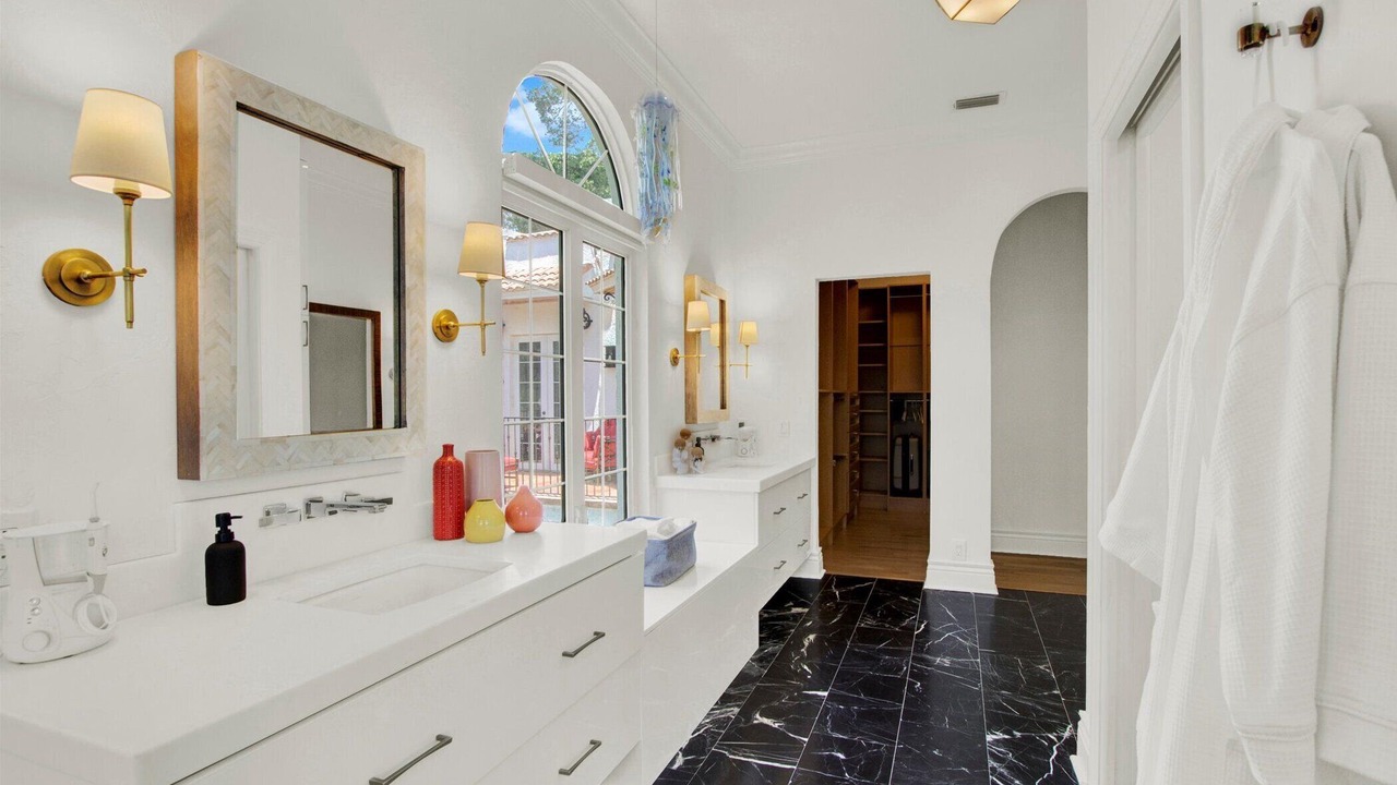 Photo of Bathroom in Historic Old Northeast