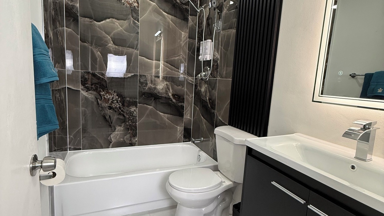 Photo of Bathroom in Temple Crest