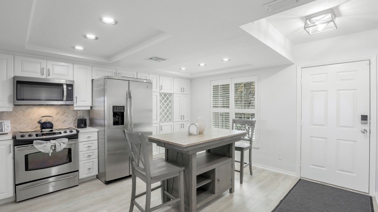 Photo of Kitchen in Vanderbilt Beach