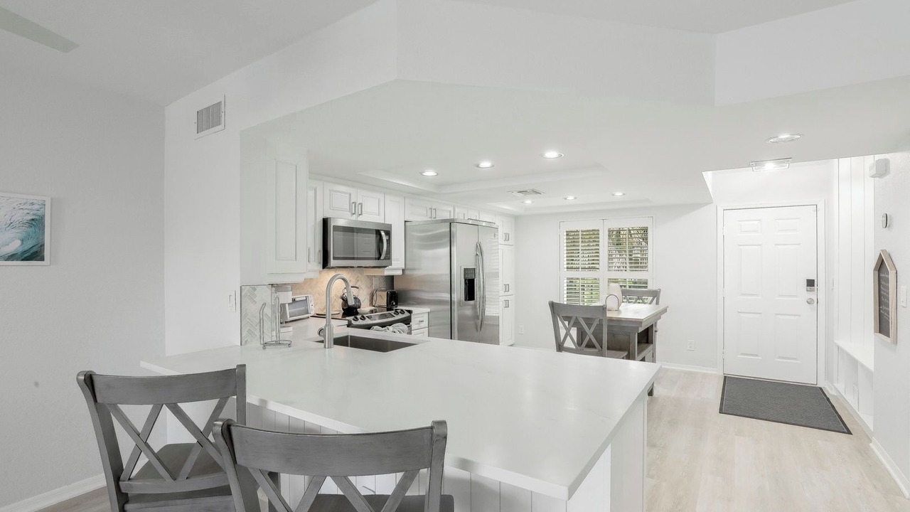 Photo of Kitchen in Vanderbilt Beach