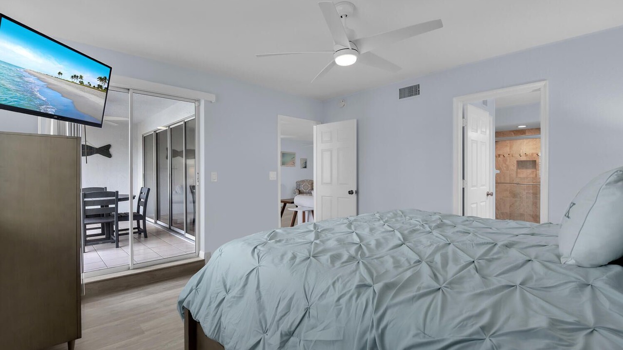 Photo of Bedroom in Vanderbilt Beach