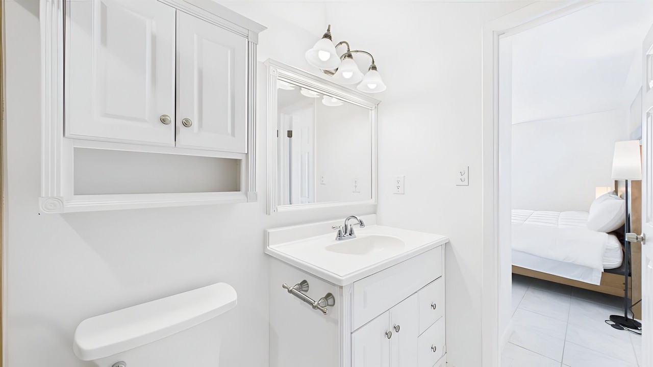 Photo of Bathroom in Holiday Isle