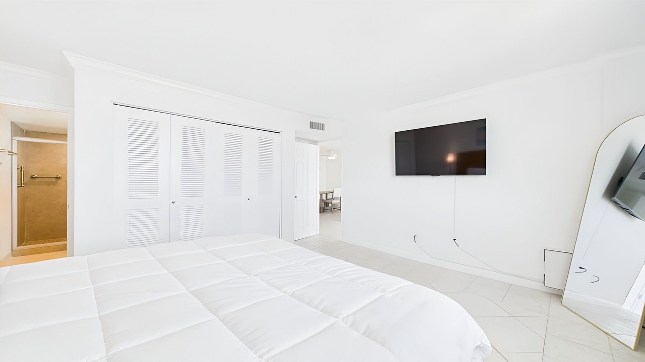 Photo of Bedroom in Holiday Isle