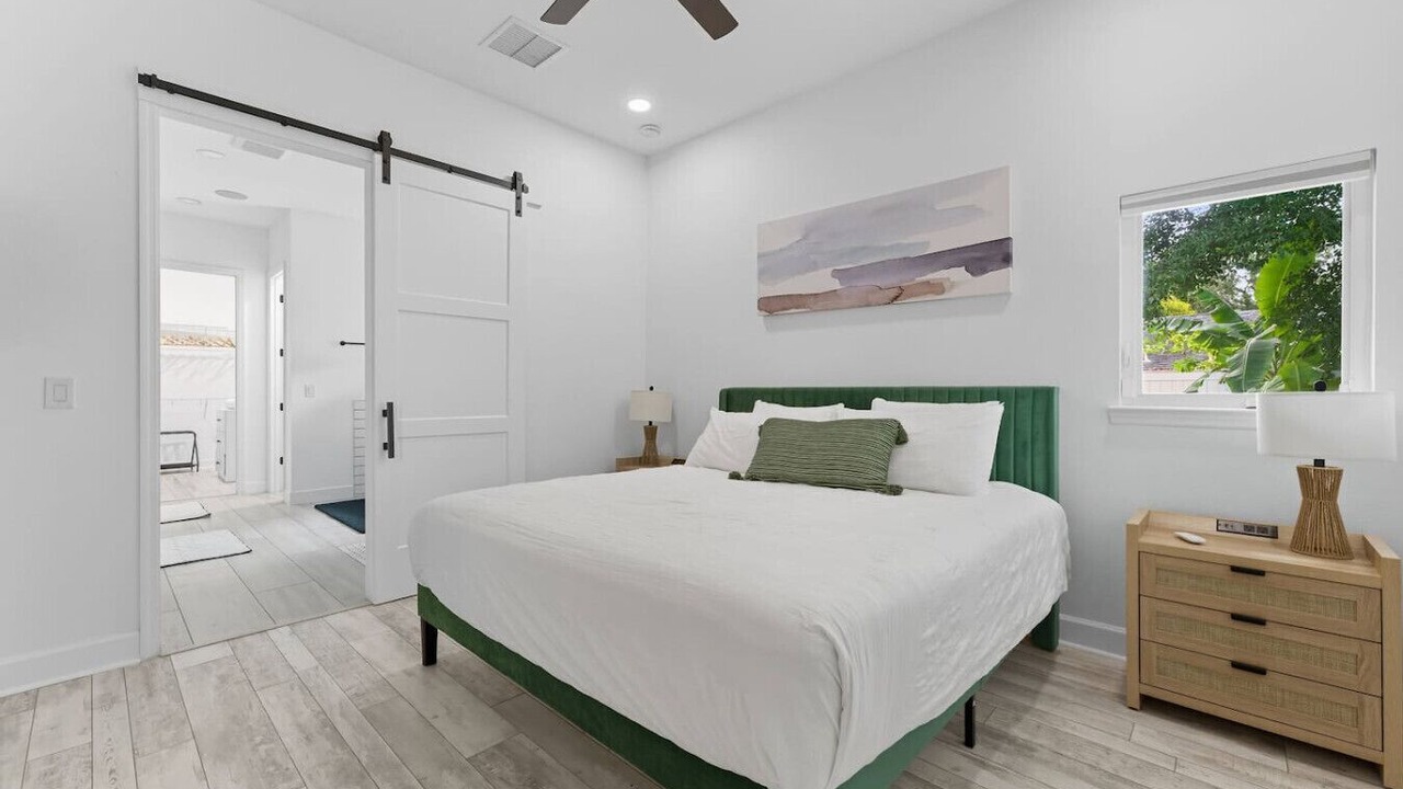 Photo of Bedroom in South Gate Ridge