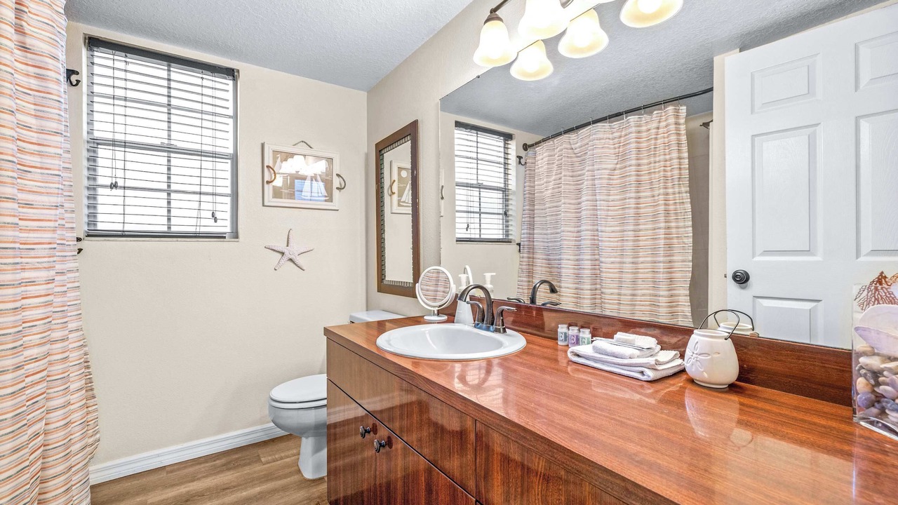 Photo of Bathroom in Beach Park