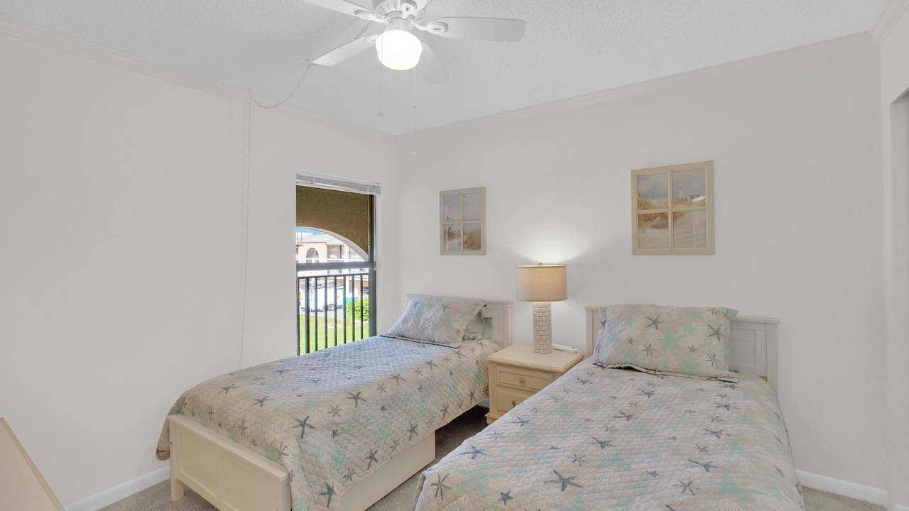 Photo of Bedroom in Mid Island