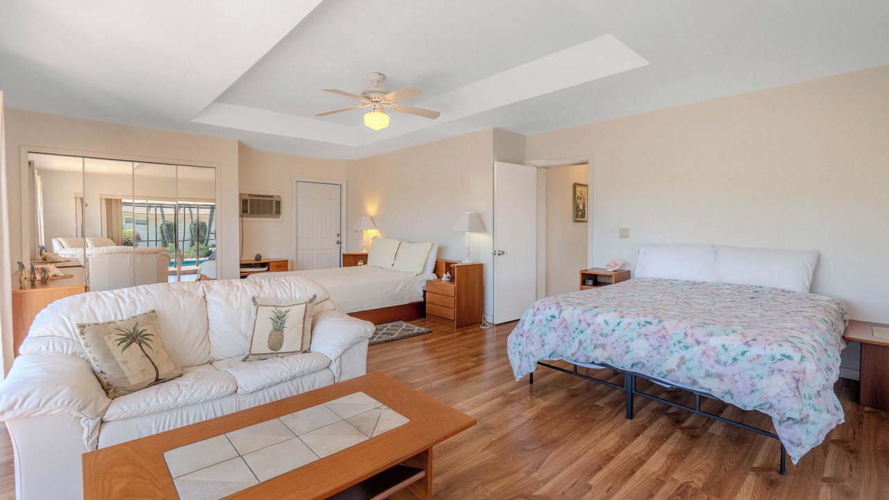Photo of Bedroom in Town and River