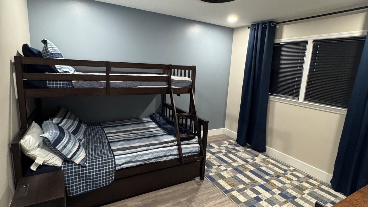 Photo of Bedroom in Valdosta