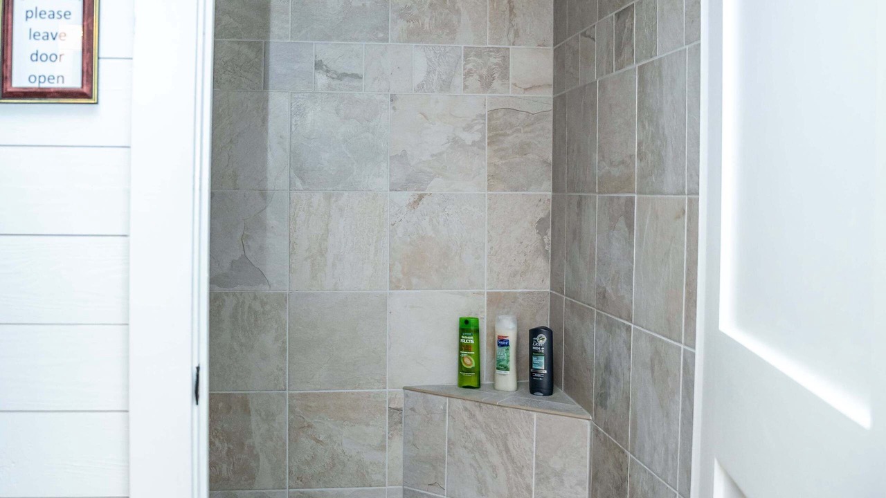 Photo of Bathroom in Brooks County