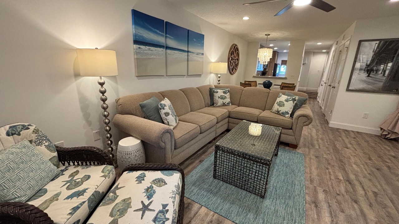 Photo of Livingroom in Crescent Beach