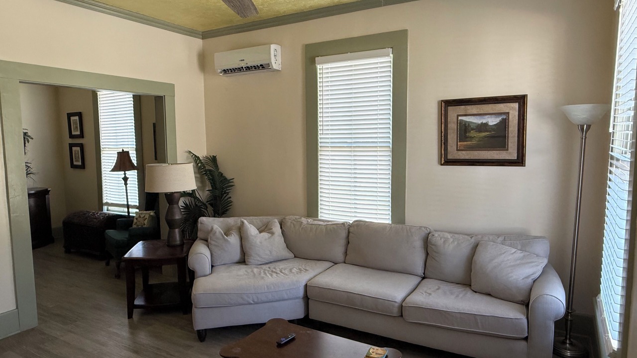 Photo of Livingroom in Palatka