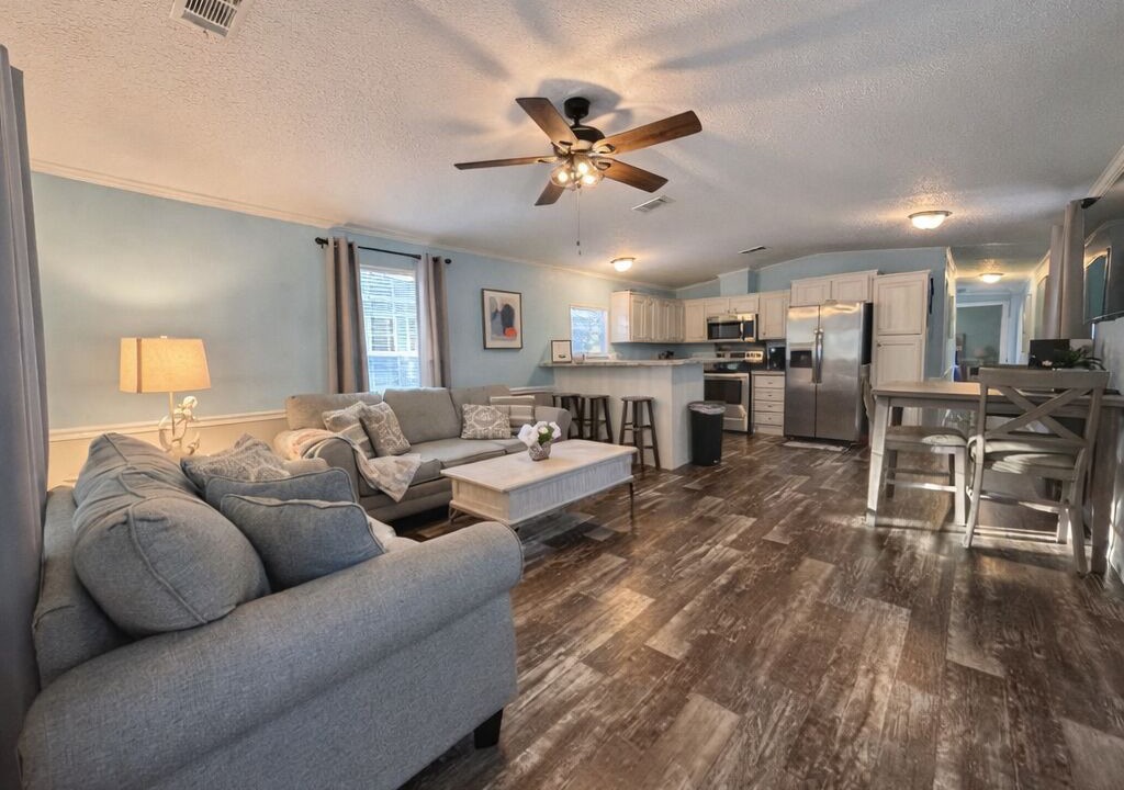 Photo of Livingroom in Dunnellon
