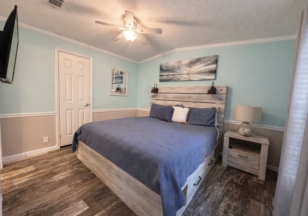 Photo of Bedroom in Dunnellon