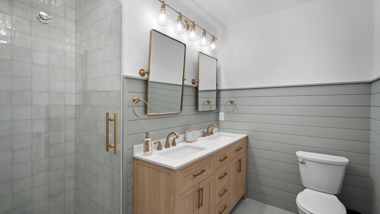 Photo of Bathroom in Jacksonville Beach