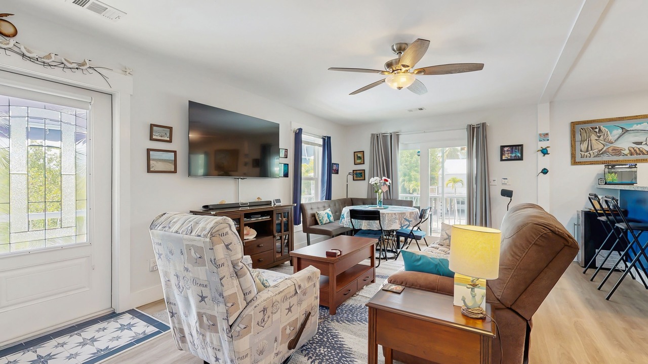 Photo of Livingroom in Eden Pines