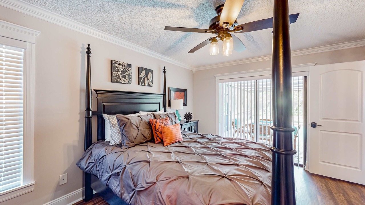 Photo of Bedroom in Spring Hill