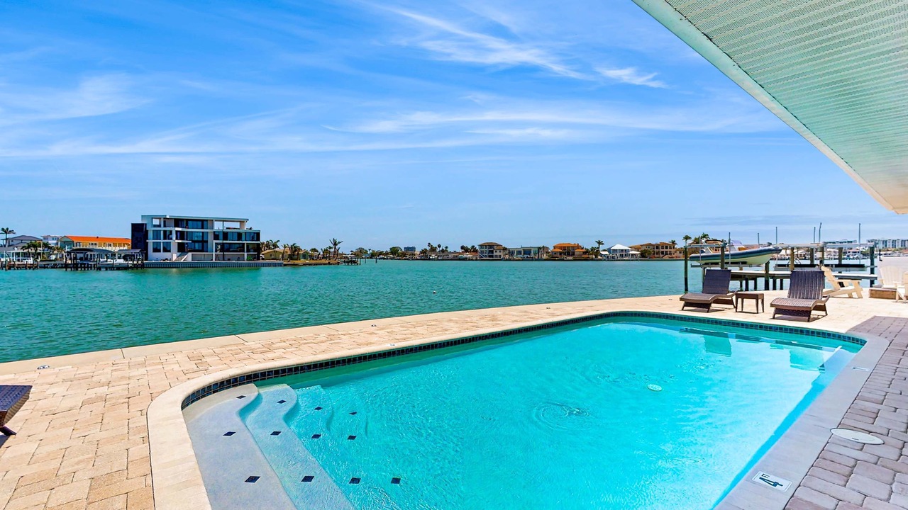 Photo of Outdoor in Causeway Isles