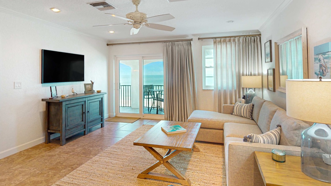 Photo of Livingroom in Belleair Beach