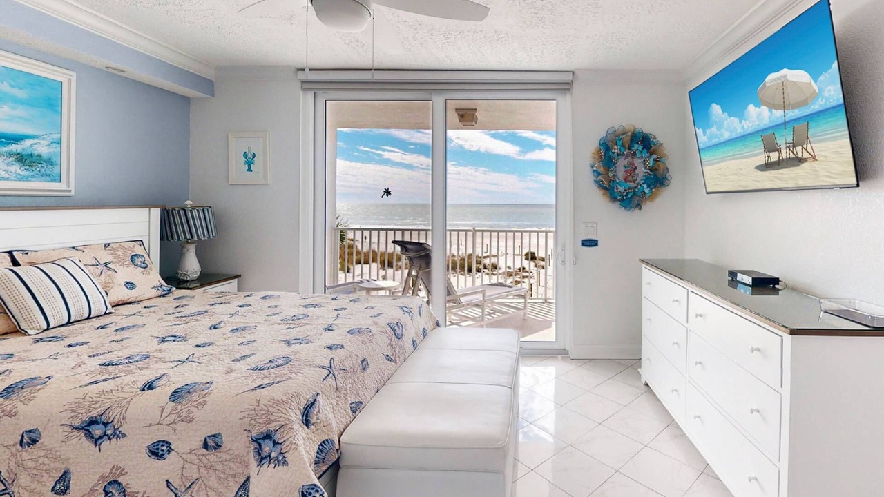 Photo of Bedroom in Madeira Beach