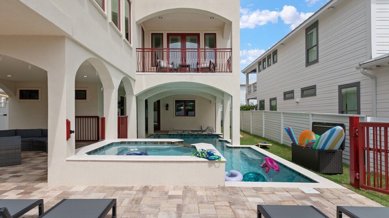 Photo of Outdoor in Crystal Beach