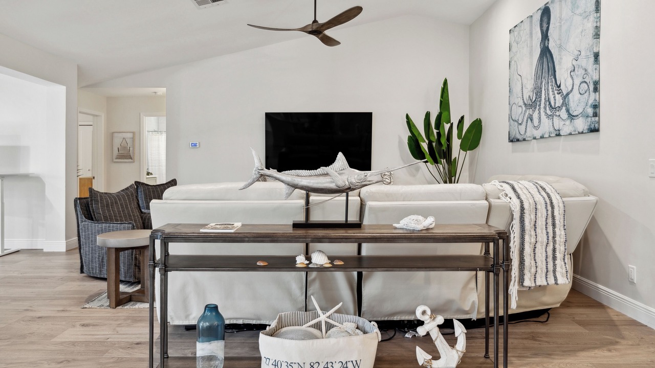 Photo of Livingroom in Tierra Verde