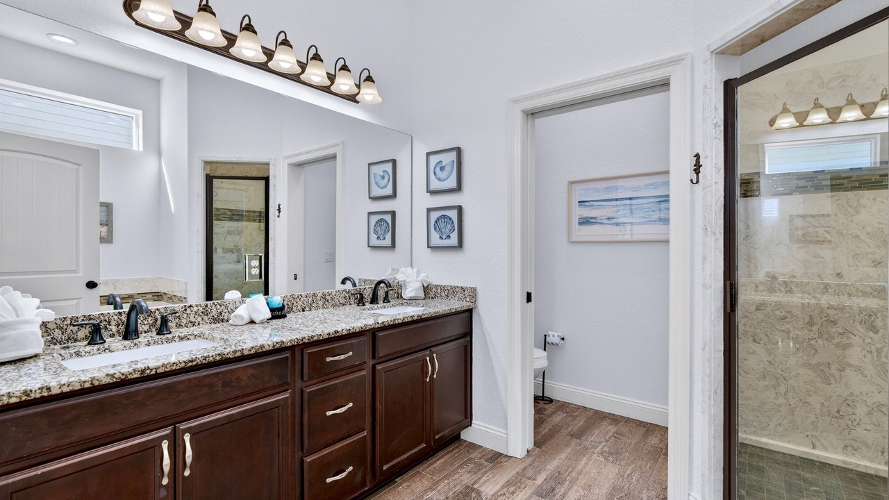 Photo of Bathroom in Crystal Beach